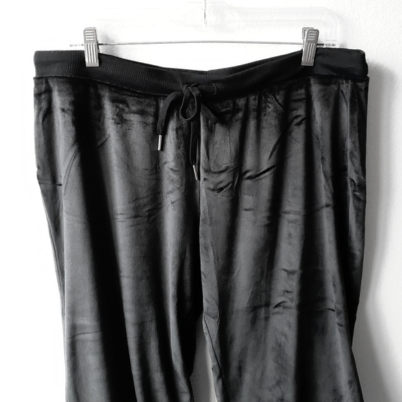 Juicy Couture Velour Set Top and Pants Black Pajama Set Women XL - Picture 5 of 11